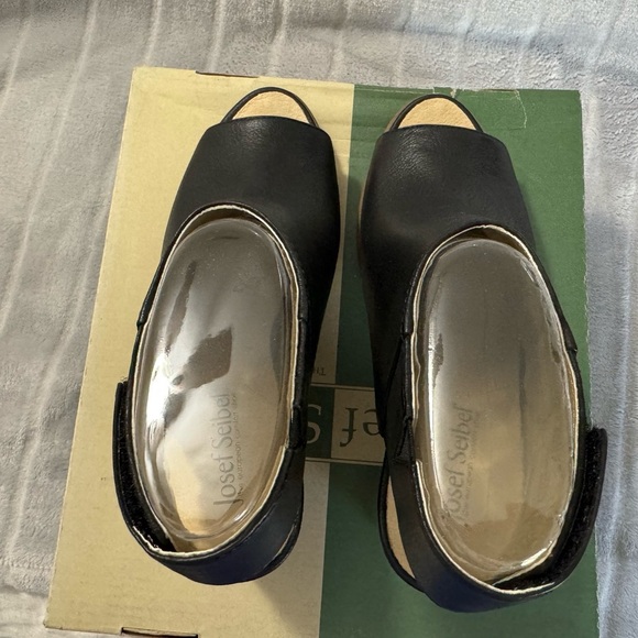 Josef Seibel Bonnie 09 Peep Toe Leather Black Booties EU 37 US 6 to 6.5 - Picture 5 of 11